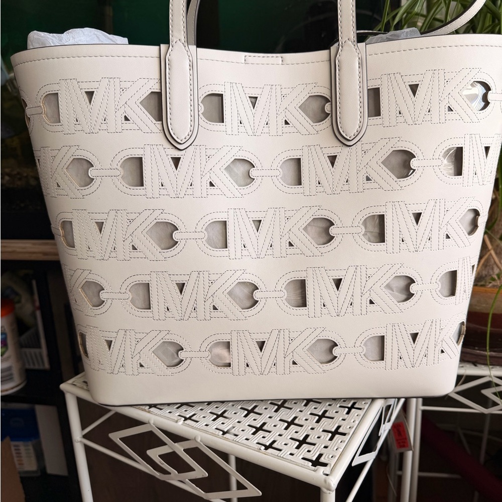 NWT Micheal Kors Eliza Large Tote